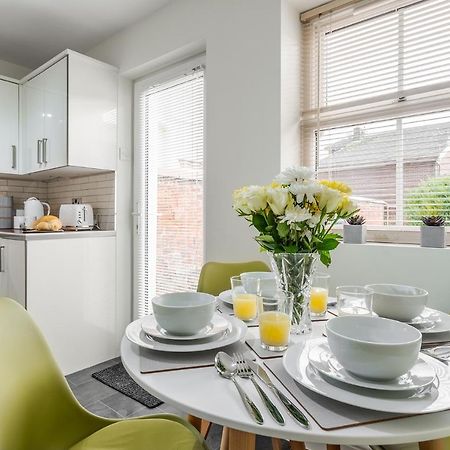 Wrea Cottage, 2 Bedrooms Wifi & Parking Near Ribby Hall レア・グリーン エクステリア 写真