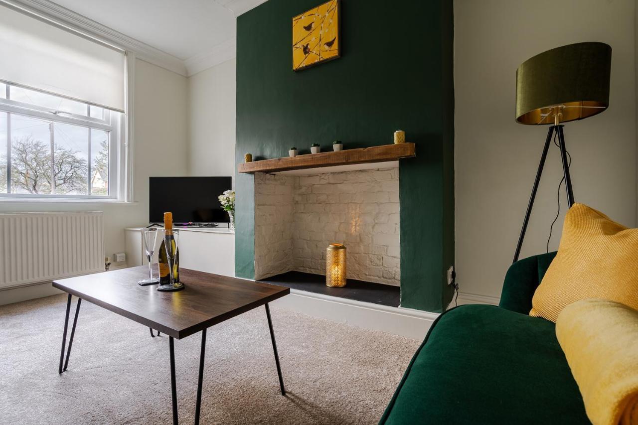 Wrea Cottage, 2 Bedrooms Wifi & Parking Near Ribby Hall レア・グリーン エクステリア 写真