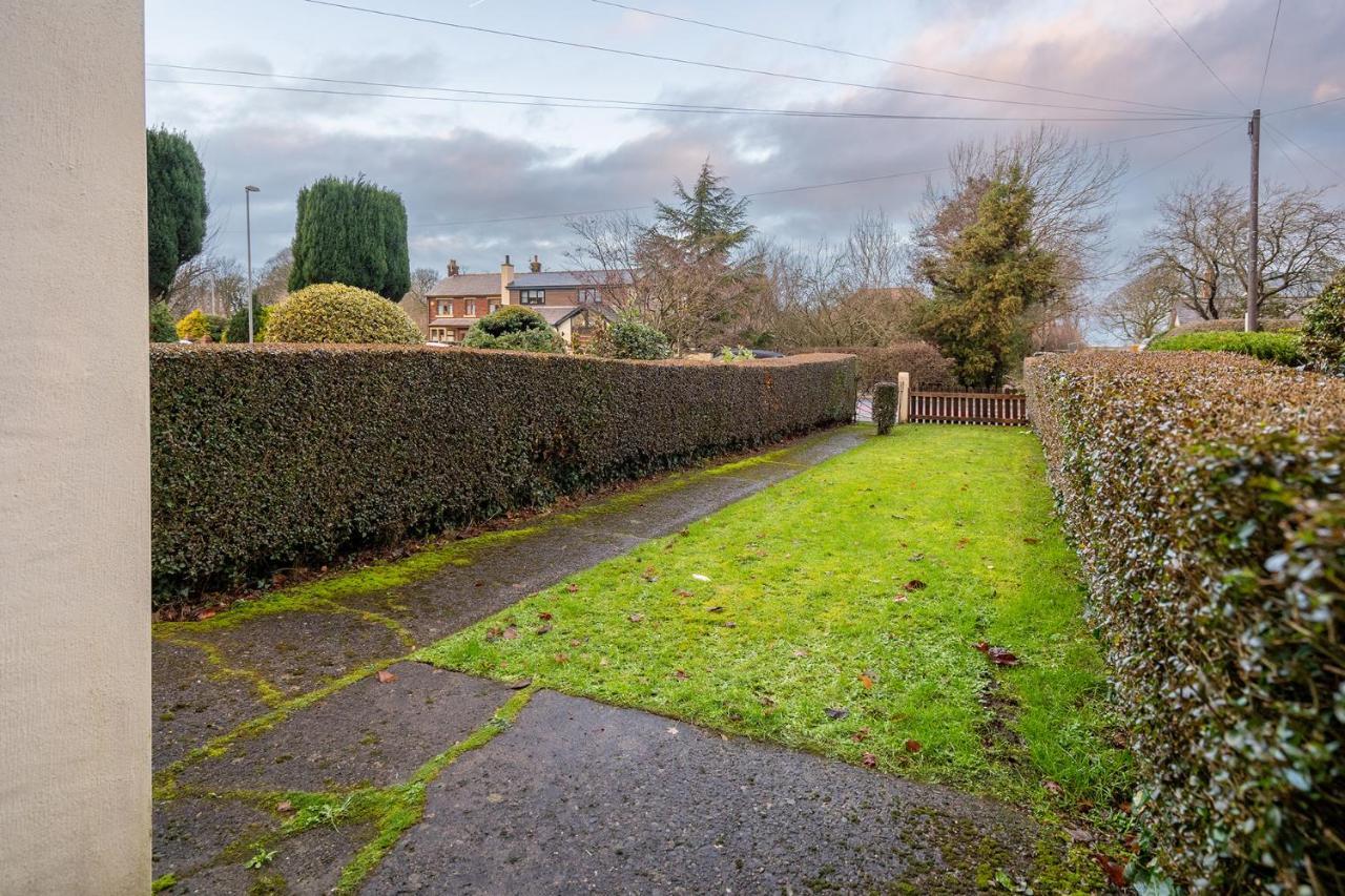 Wrea Cottage, 2 Bedrooms Wifi & Parking Near Ribby Hall レア・グリーン エクステリア 写真